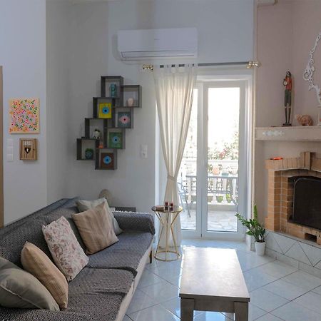 Private Spacious Apartment Athén Kültér fotó